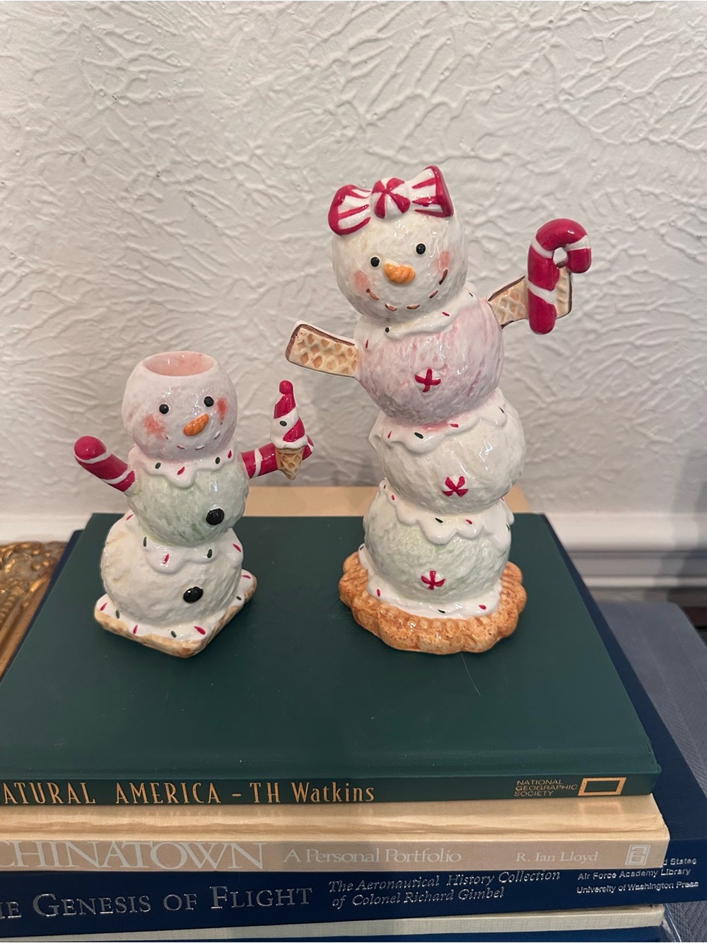 Raz Ice Cream Holiday Snowman Figurine Set - Pink and White
